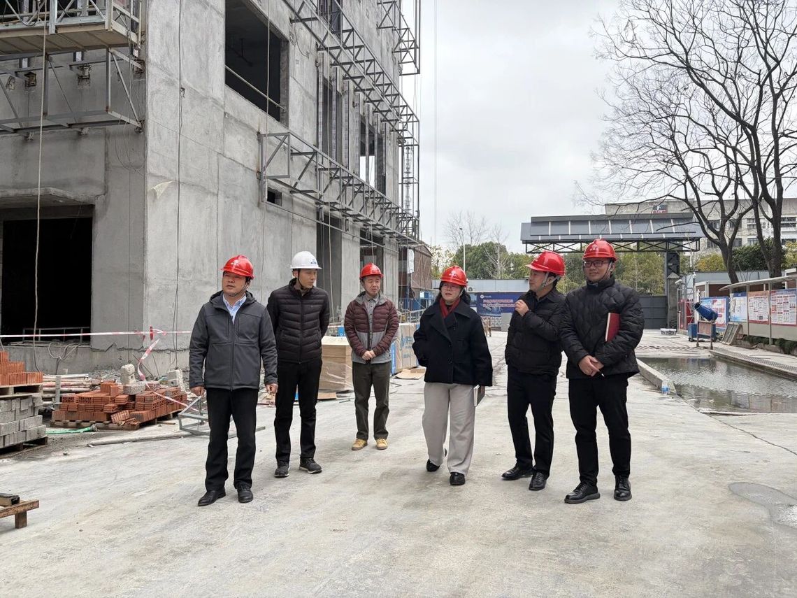 开局即冲刺！校研究生公寓项目召开复工动员暨安全工作部署会